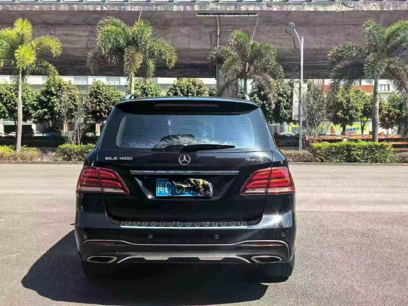 漳州17年奔驰GLE9