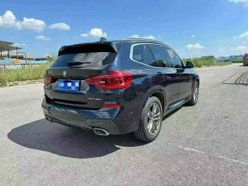 防城港21年宝马X36