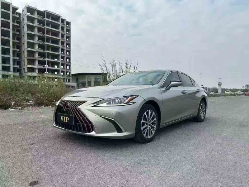 桂林24年雷克萨斯ES2