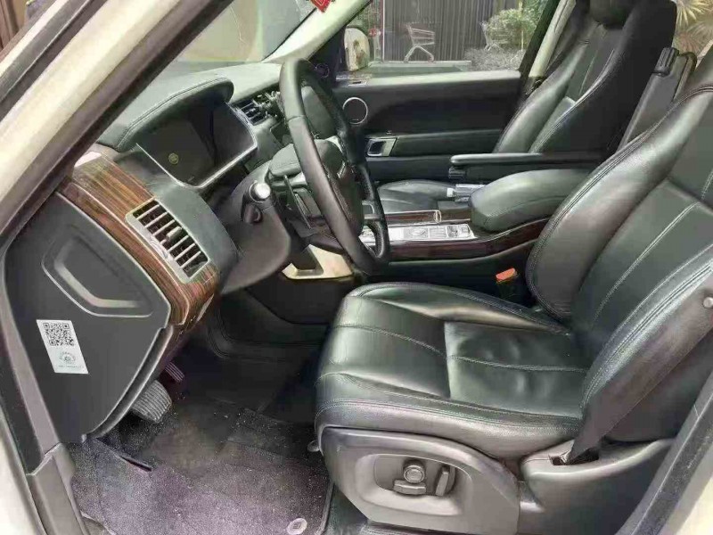 重庆17年路虎揽胜行政4