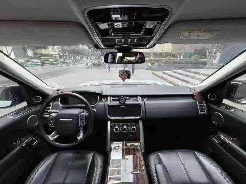 重庆17年路虎揽胜行政5