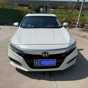 湛江19年本田雅阁