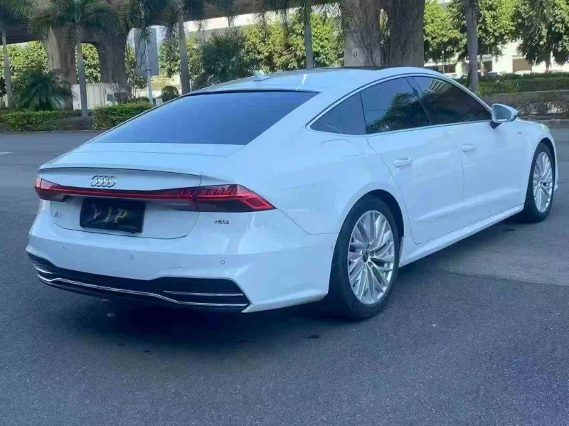 三明21年奥迪A7L8