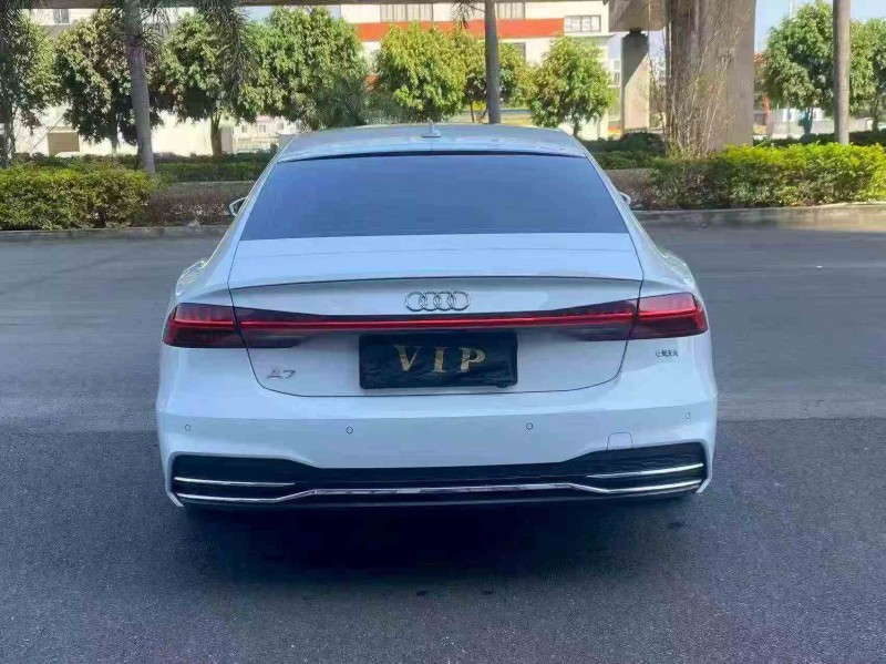 三明21年奥迪A7L9