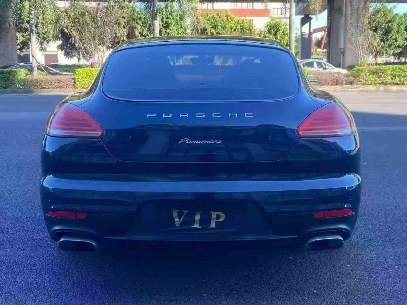 莆田14年保时捷帕拉梅拉7