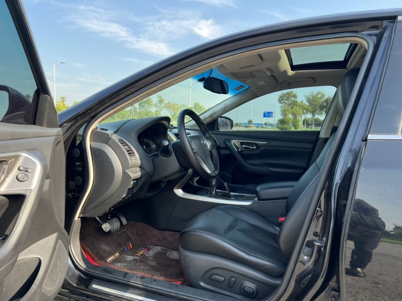 鹽城15年日產天籟4