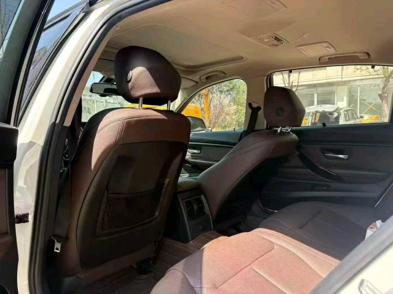 金华18年宝马3系7