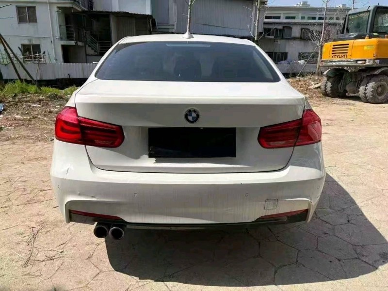 金华18年宝马3系8