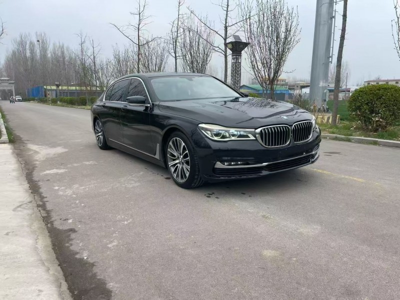 濟寧17年寶馬7系2