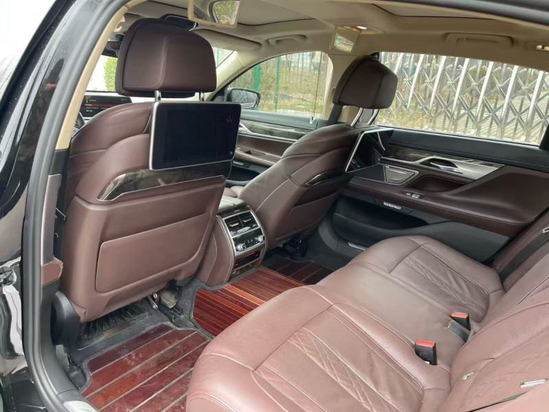 濟寧17年寶馬7系5