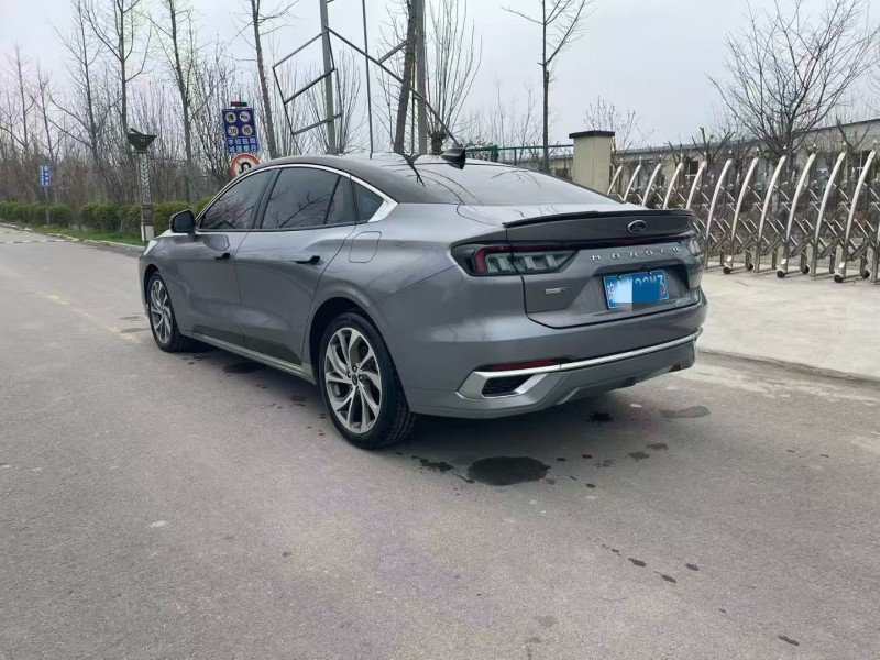 濟寧22年福特蒙迪歐8