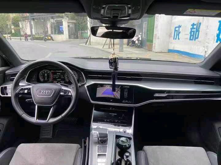 成都24年奥迪A6L3