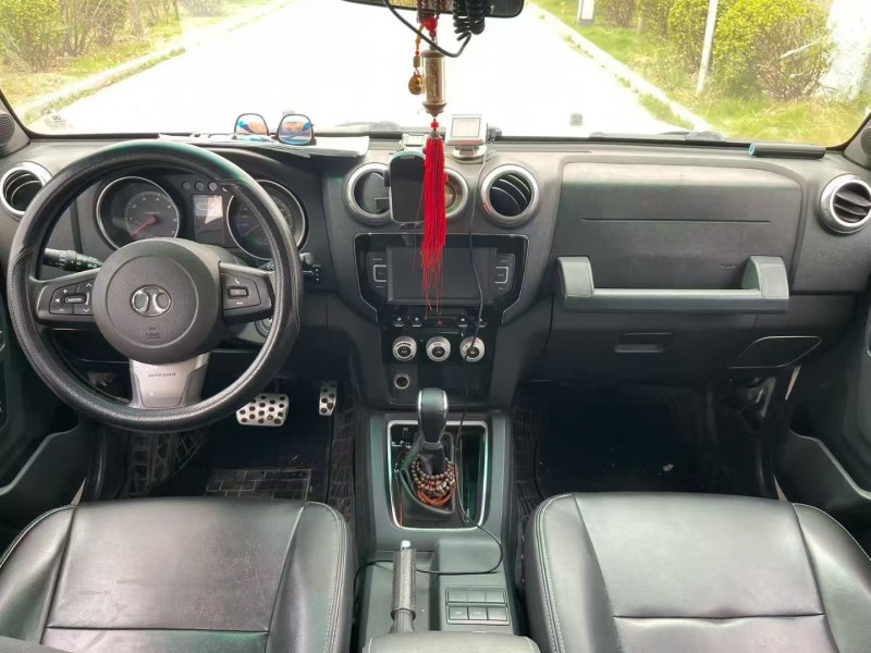 濟寧18年北京BJ404