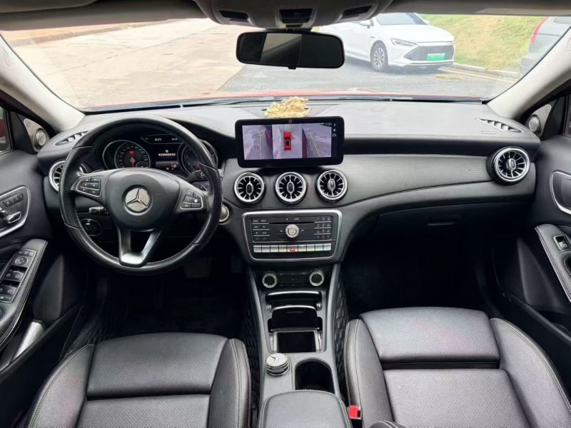 三明17年奔馳GLA6