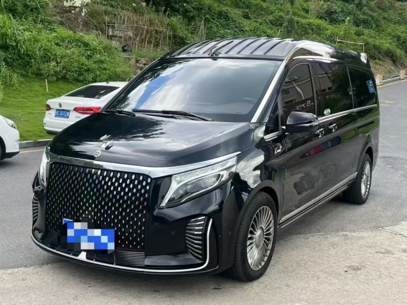 济宁23年奔驰戴纳肯3