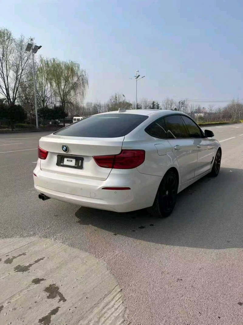 枣庄16年宝马3系9