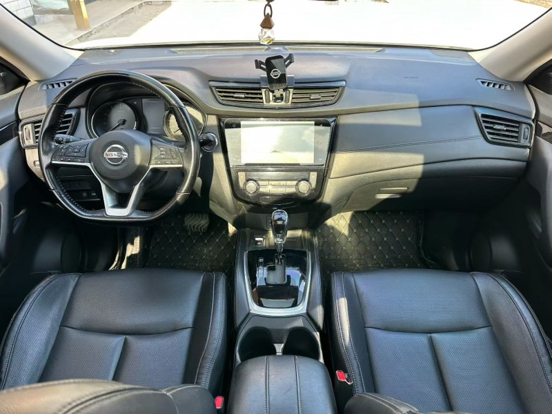 廊坊21年日产奇骏9