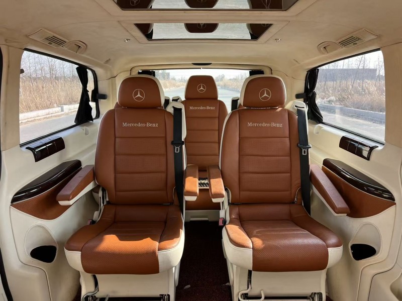 盐城14年奔驰威霆5