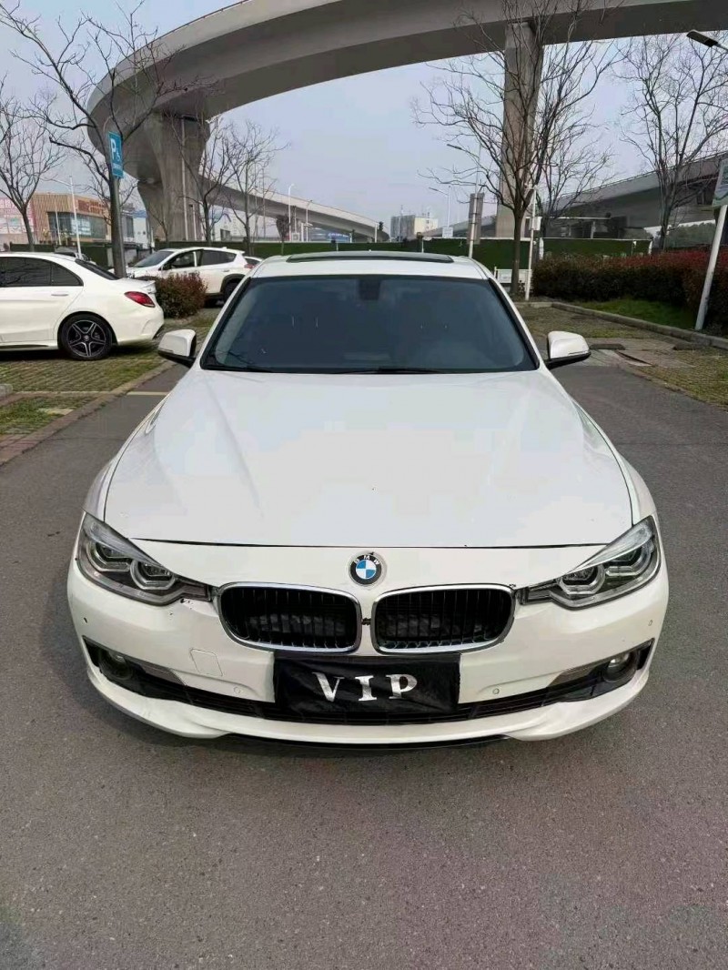 襄阳17年宝马3系2