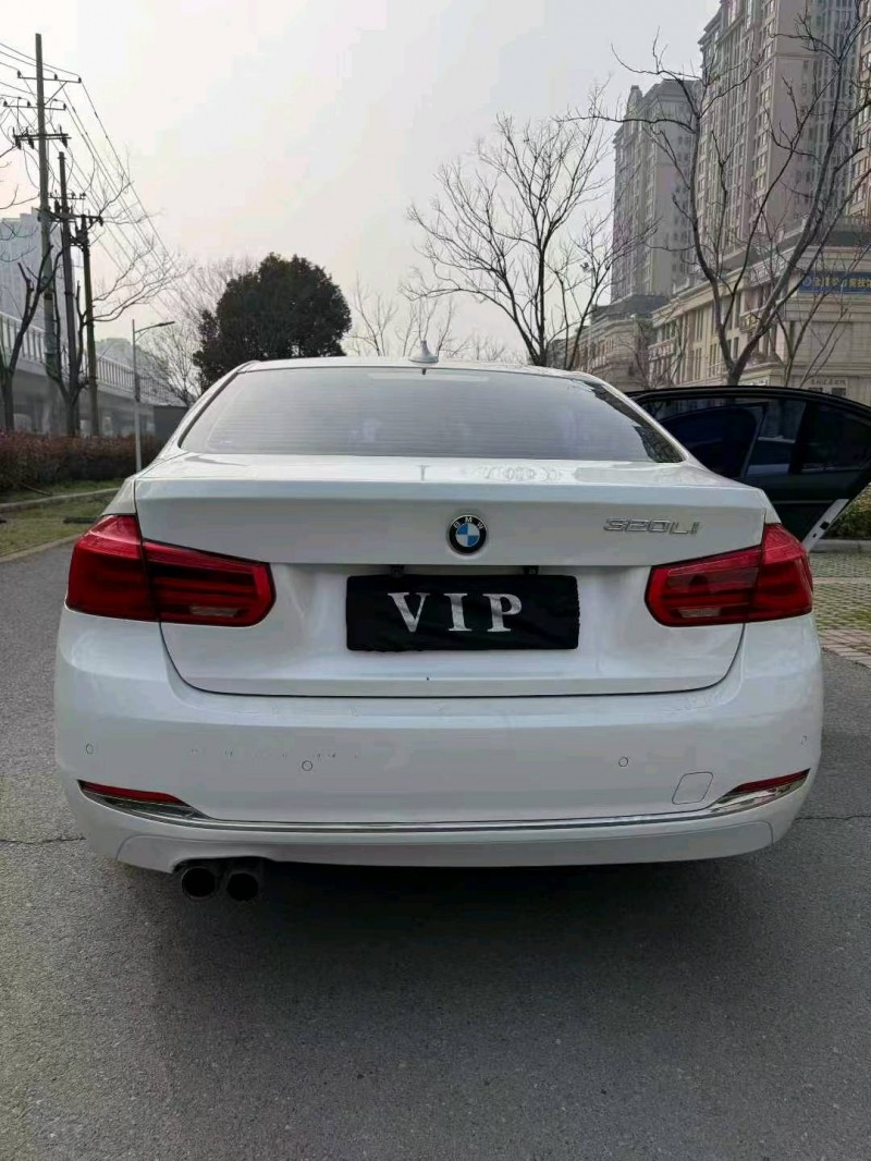 襄阳17年宝马3系9