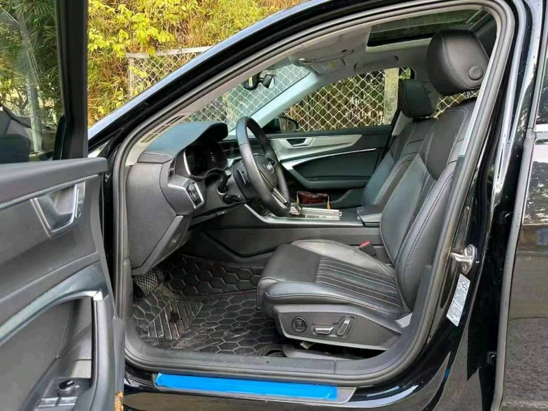 广州23年奥迪A6L8