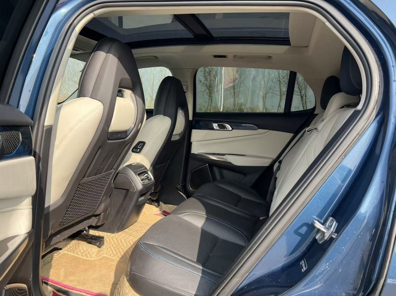 盐城19年领克015