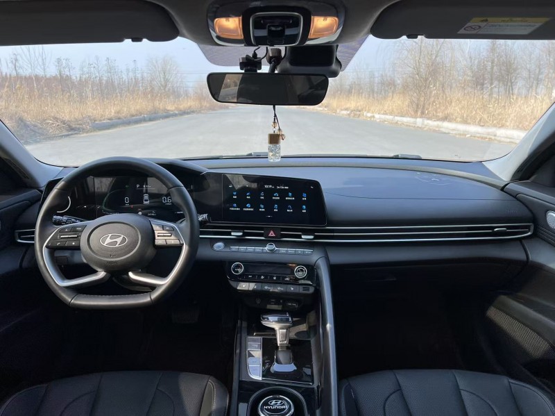 盐城24年现代伊兰特7