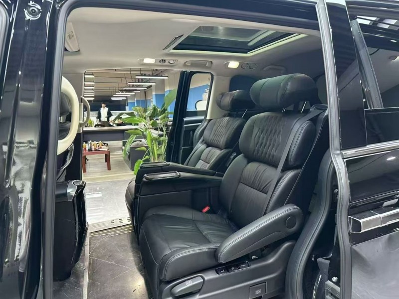 成都22年本田艾力绅5