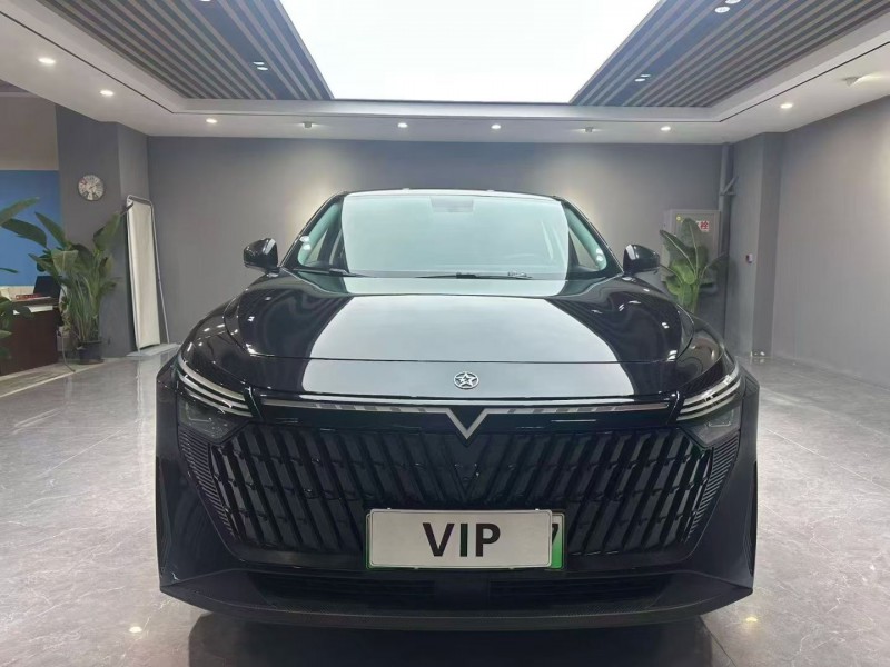 成都23年启辰大V1