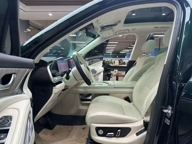 成都24年长城汽车魏牌4