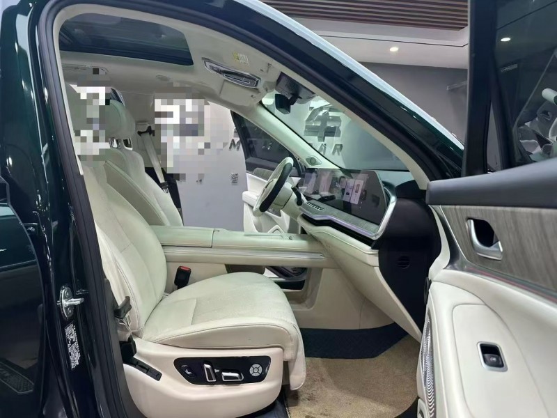 成都24年长城汽车魏牌8