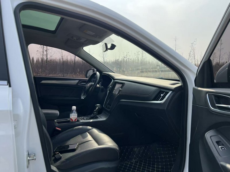 鹽城19年榮威RX56