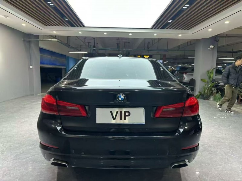 成都19年宝马5系5