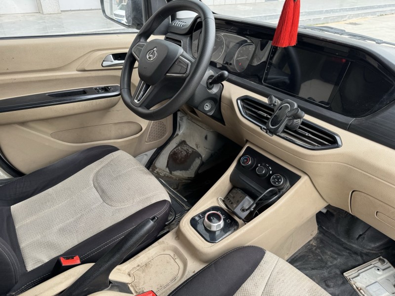 济宁24年长安汽车跨越星3