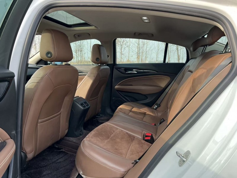 鹽城20年別克君威5