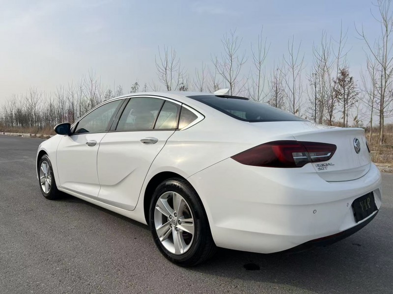 鹽城20年別克君威9