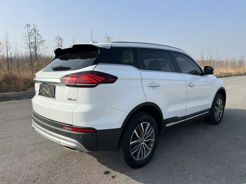 鹽城20年吉利博越8