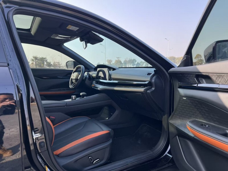 鹽城23年長安汽車UNI6