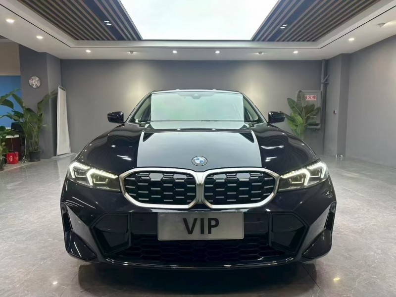 成都23年宝马3系1