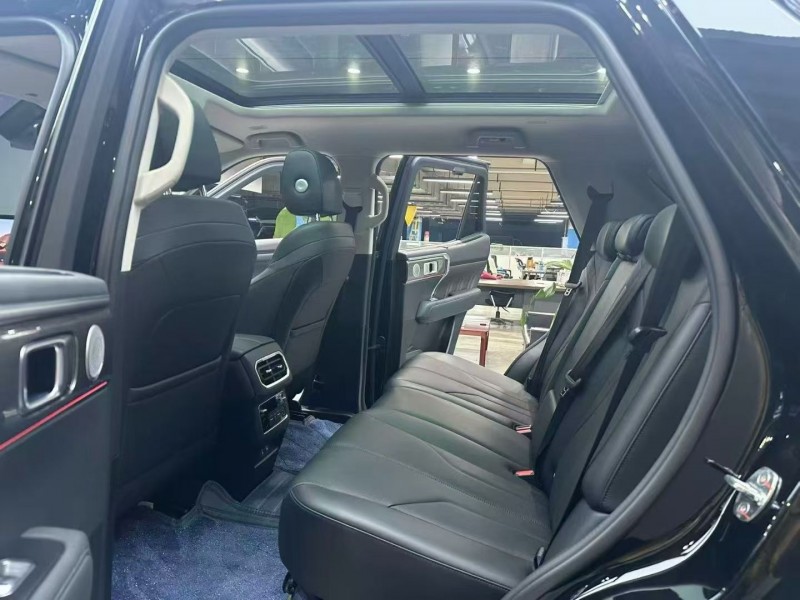 成都24年长城汽车坦克6