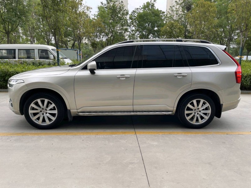 济宁18年沃尔沃XC909