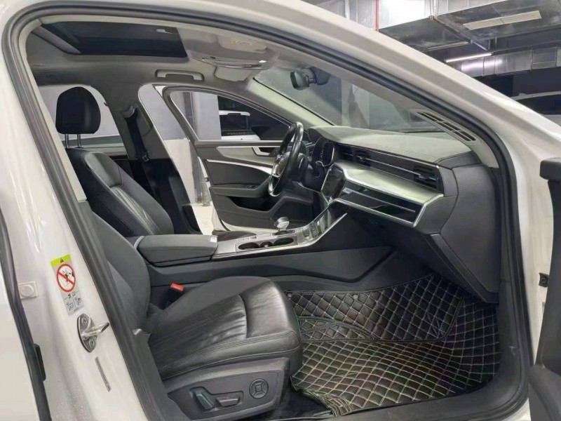 成都21年奥迪A6L8