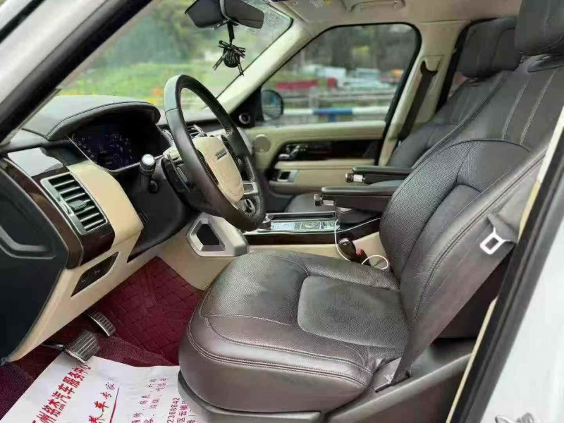 廣州21年路虎攬勝行政4