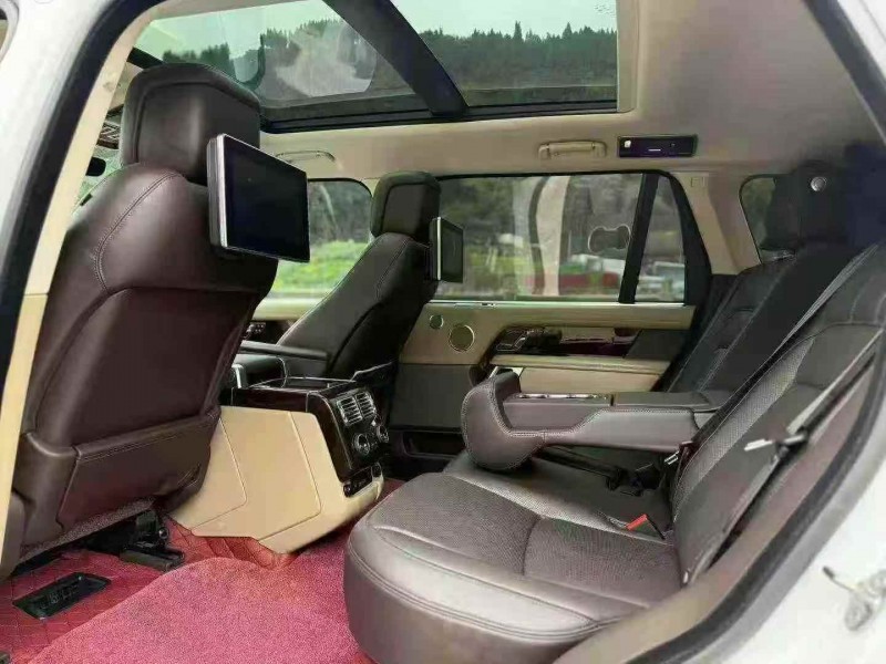 廣州21年路虎攬勝行政5