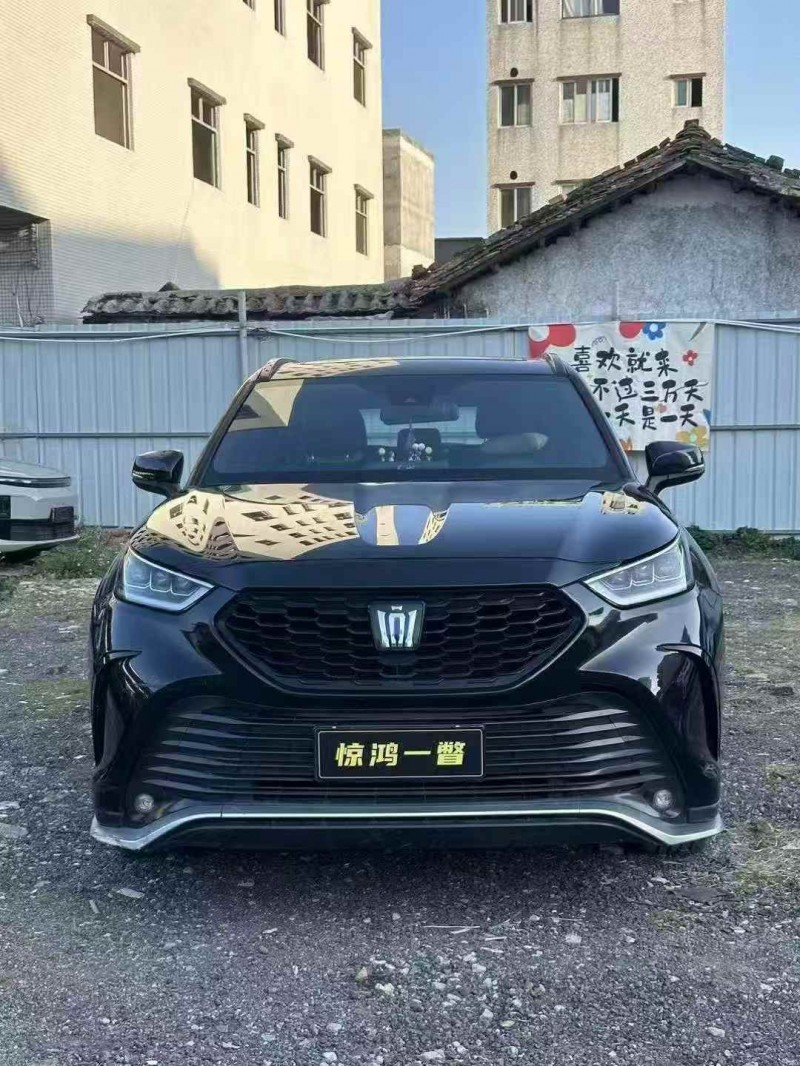 廣州22年豐田皇冠1