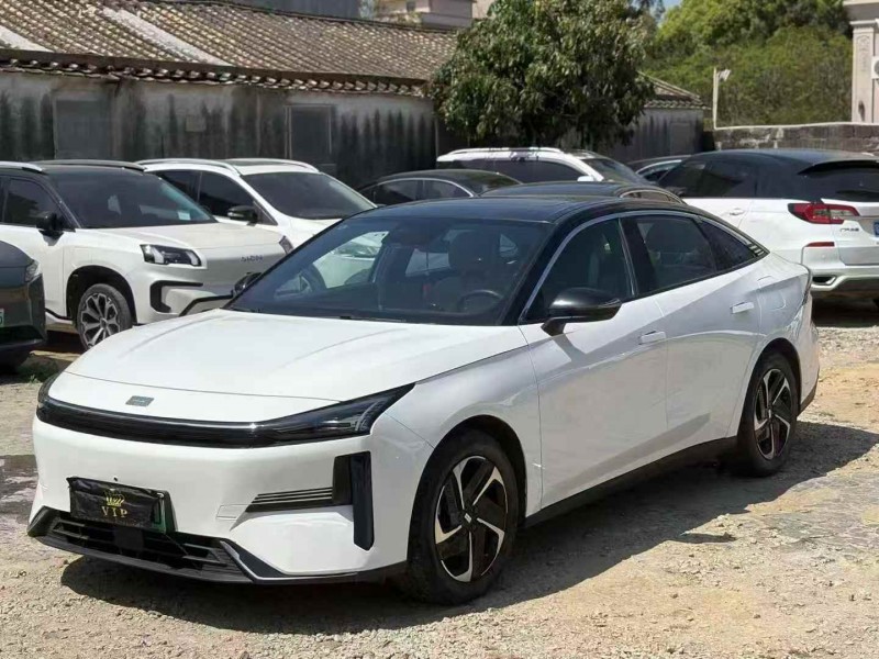 廣州24年吉利銀河3