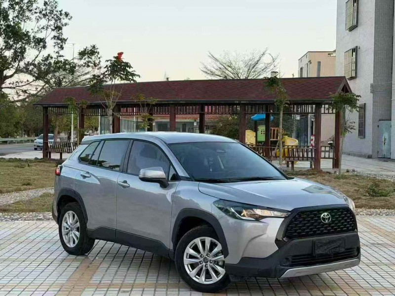 廣州25年豐田銳放2