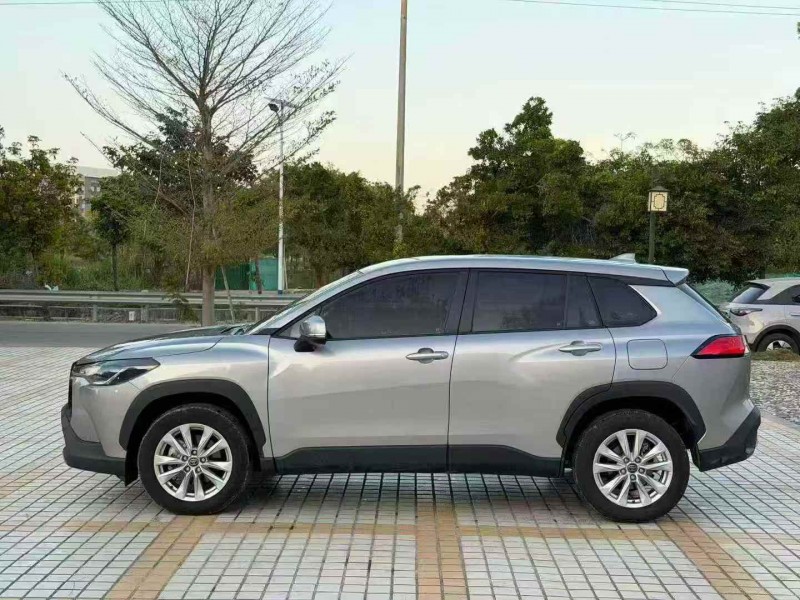 廣州25年豐田銳放3