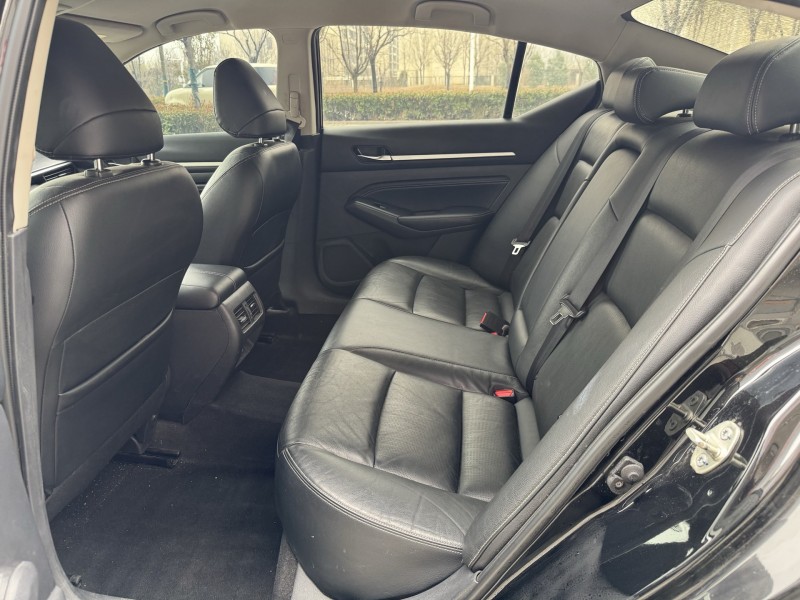 濟寧22年日產天籟6