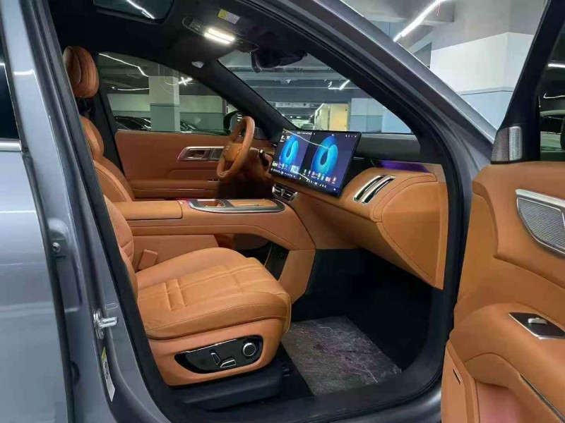 廣州25年長安汽車深藍8